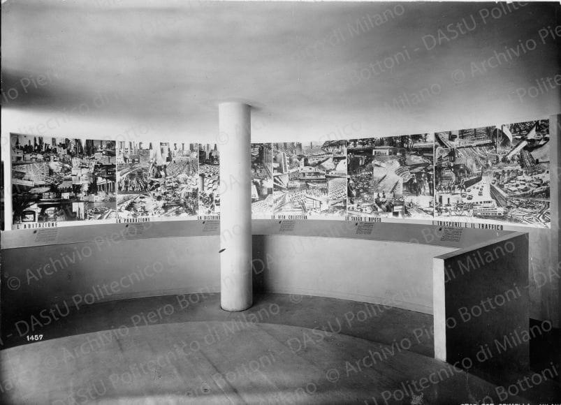 Veduta di una sala, positivo, bianco e nero, mm 174x234. Su una fotografia timbri ad inchiostro sul verso: " Piero Bottoni " e "VI Triennale di Milano 1936 XIV. Servizio fotografico. A norma di legge, qualunque riproduzione della presente fotografia dovrà portare l'indicazione del nostro nome. Stab. Fot. Crimella - Milano".