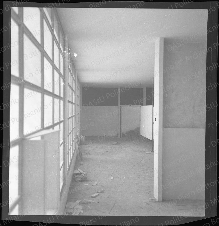 Negativo, bianco e nero, mm 56x59.