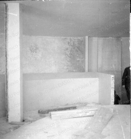 Veduta del cantiere, positivo, bianco e nero, mm 60x55. 