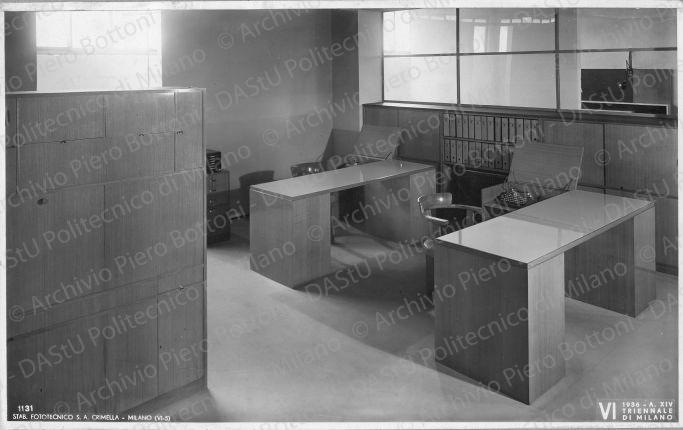 Positivo, bn, mm 145x232. Album nero n.13.