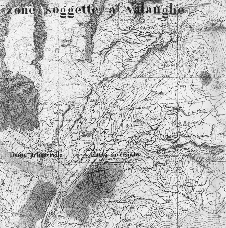 Riproduzione di tavola di analisi: "zone soggette a valanghe". Positivo, bianco e nero, 228x225 mm, album giallo n.3, pag.58.