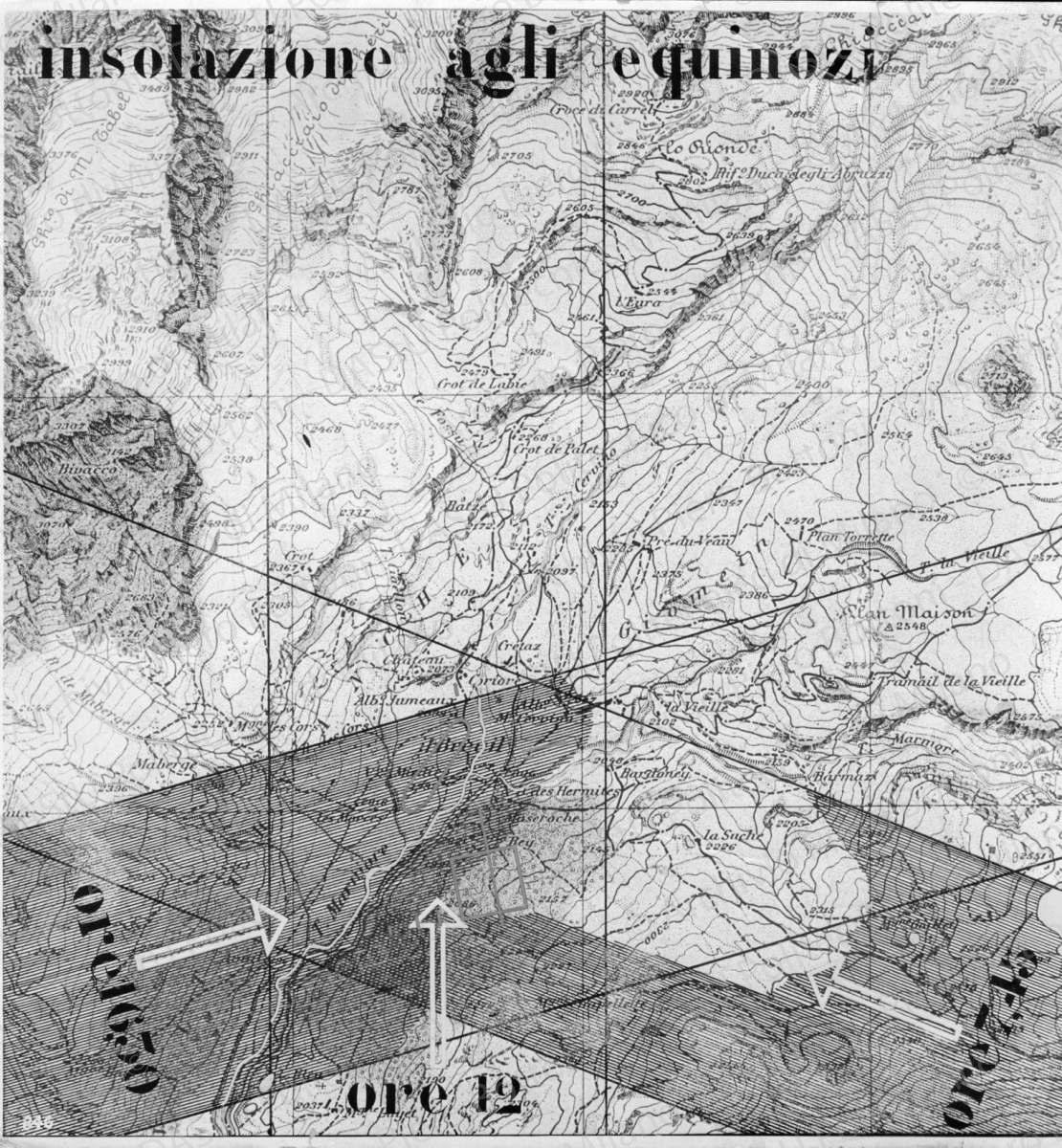 Riproduzione di tavola di analisi di Breuil: "insolazione agli equinozi", positivo, bianco e nero, mm 233x233. 