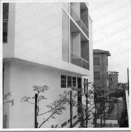 Positivo, bn, mm 123x125. Album nero n.14.