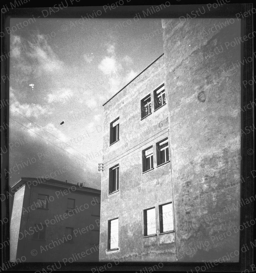 Negativo, bianco e nero, mm 56x59.