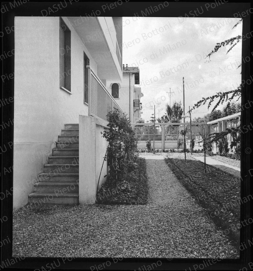 Negativo, bianco e nero, mm 56x59.