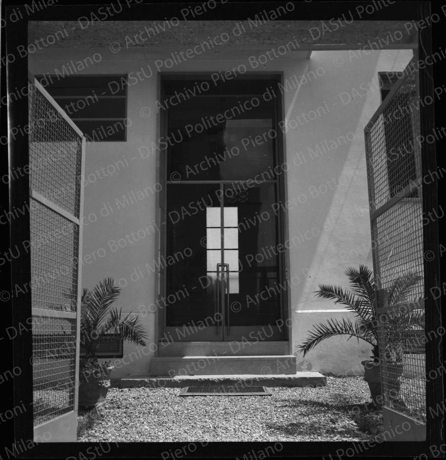 Negativo, bianco e nero, mm 56x59.