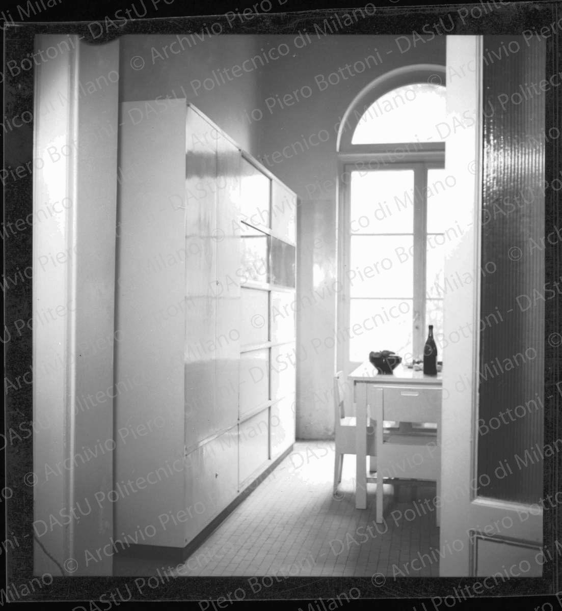 Negativo, bianco e nero, mm 56x59.