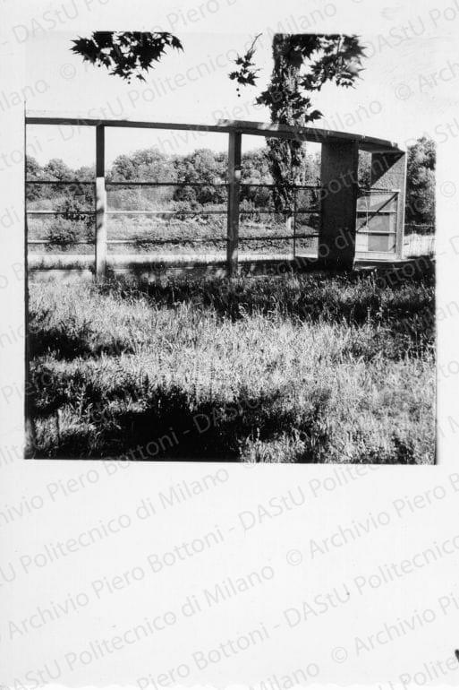 Particolare dell'esedra, positivo, bianco e nero, mm 93x66.