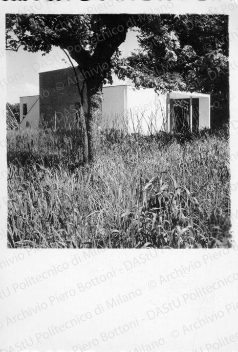 Idem, in formato differente, positivo, bianco e nero, mm 88x63.