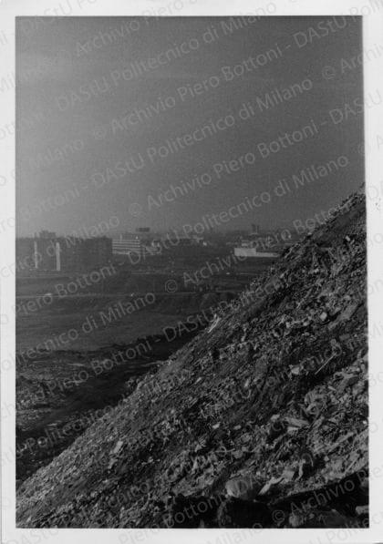 Veduta del QT8 in costruzione, gennaio 1965. Positivo, bianco e nero, mm 128x89.